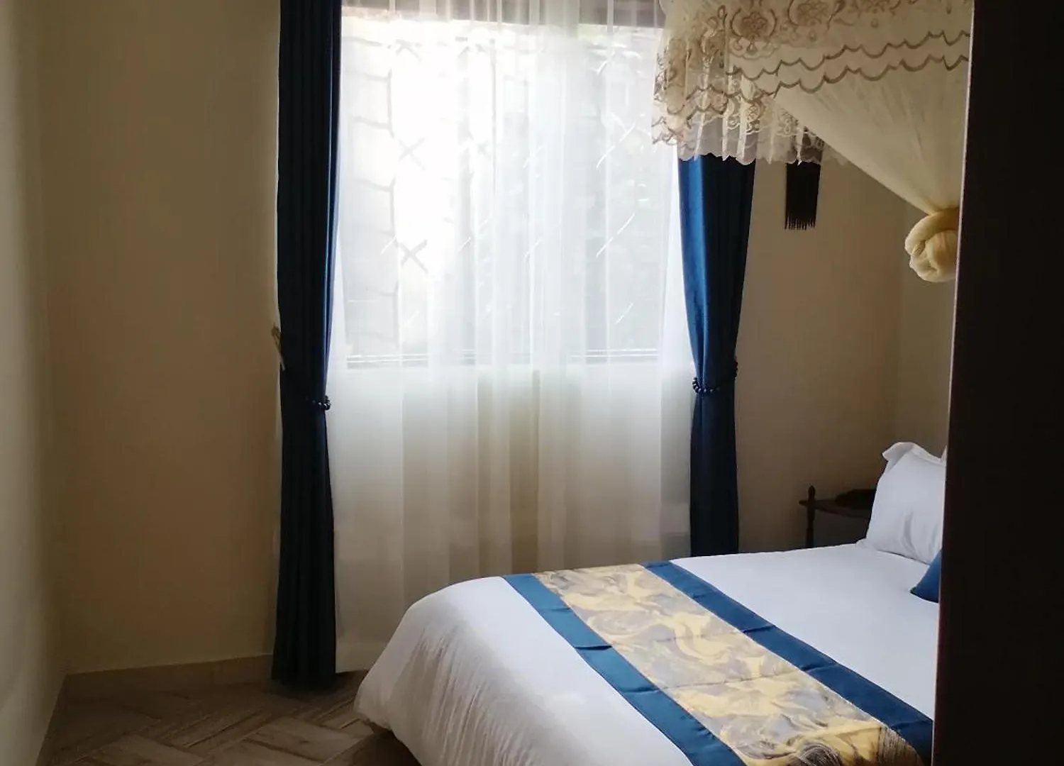 Lyn Home Stay Кампала